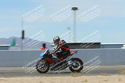 media/May-06-2024-Moto Forza (Mon) [[b33359f27d]]/2-Intermediate/Session 4 Front Straight Speed Pans/